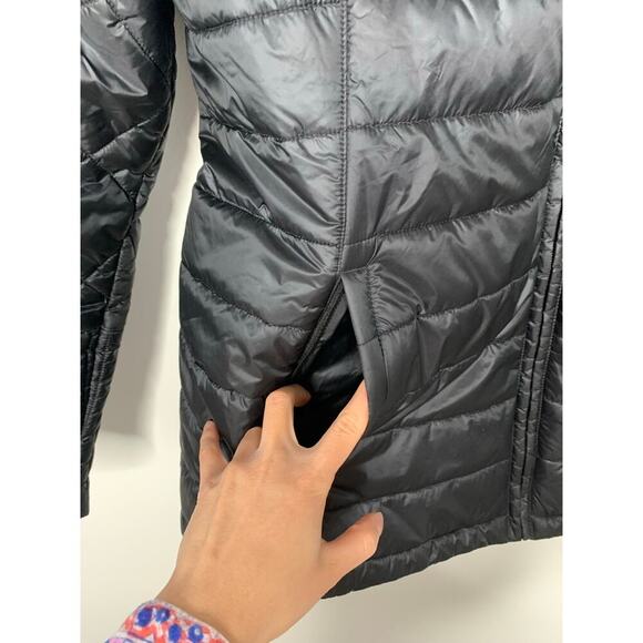 Patagonia Women's Radalie Puffer Jacket in Black - Picture 5 of 9